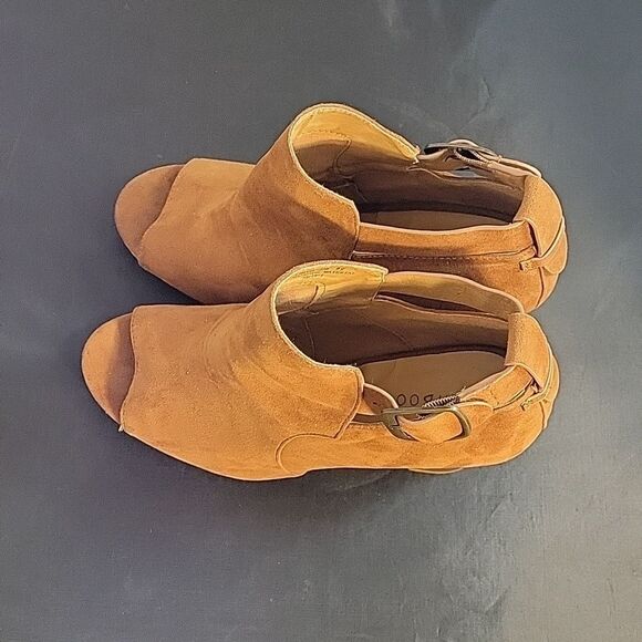 BAMBOO OPEN TOE ADJUSTABLE BUCKLE ANKLE BOOTIES - Picture 7 of 15